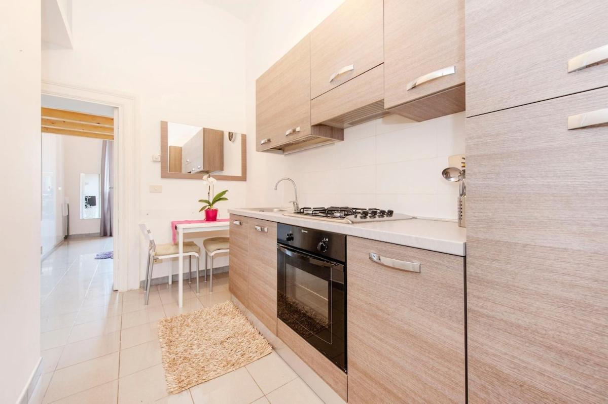 Apartment Cozy House Near Termini Station - San Lorenzo